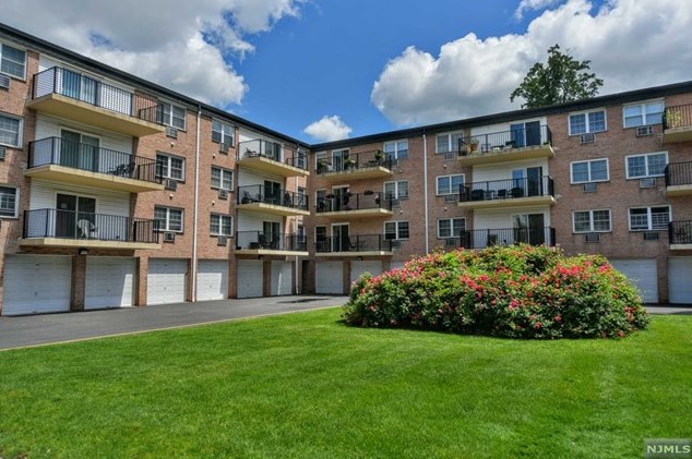 540 Fairview Ave #205, Westwood, NJ 07675