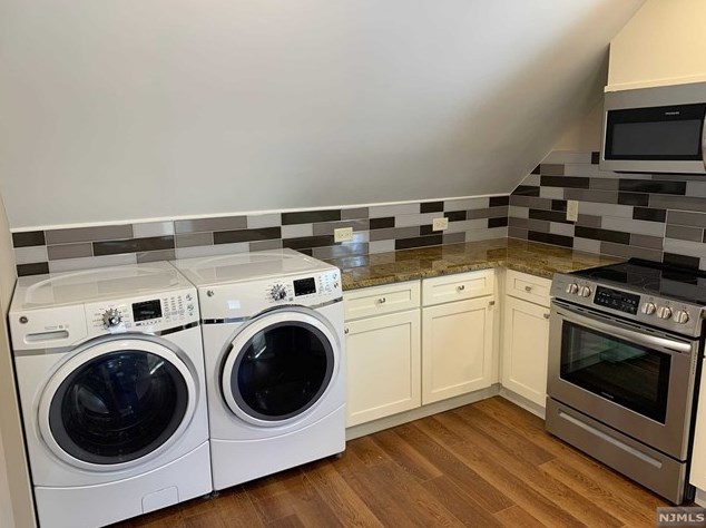 359 4th Ave #2, Westwood, NJ 07675