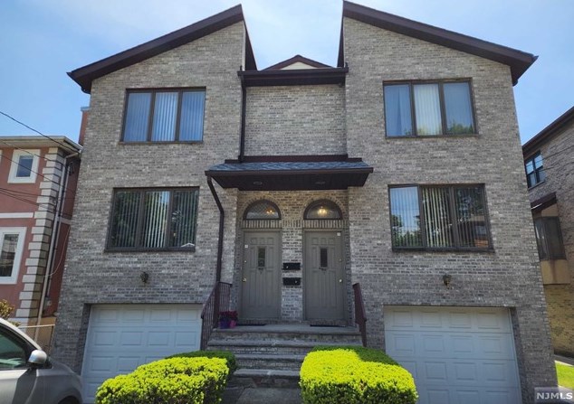 2484 6th St #b, West Fort Lee, NJ 07024