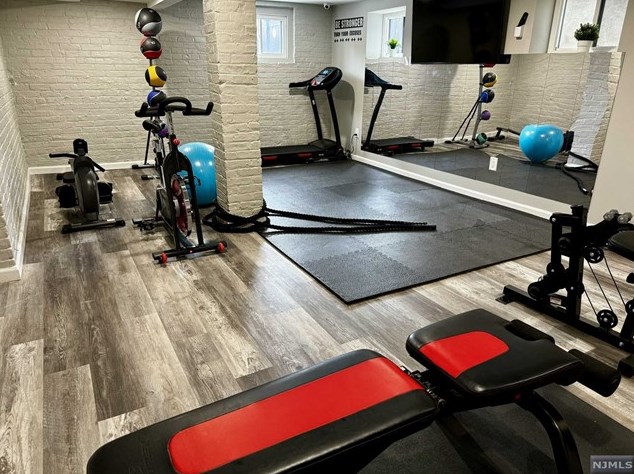 298 Highland Ave, Kearny NJ  07032-2083 exterior