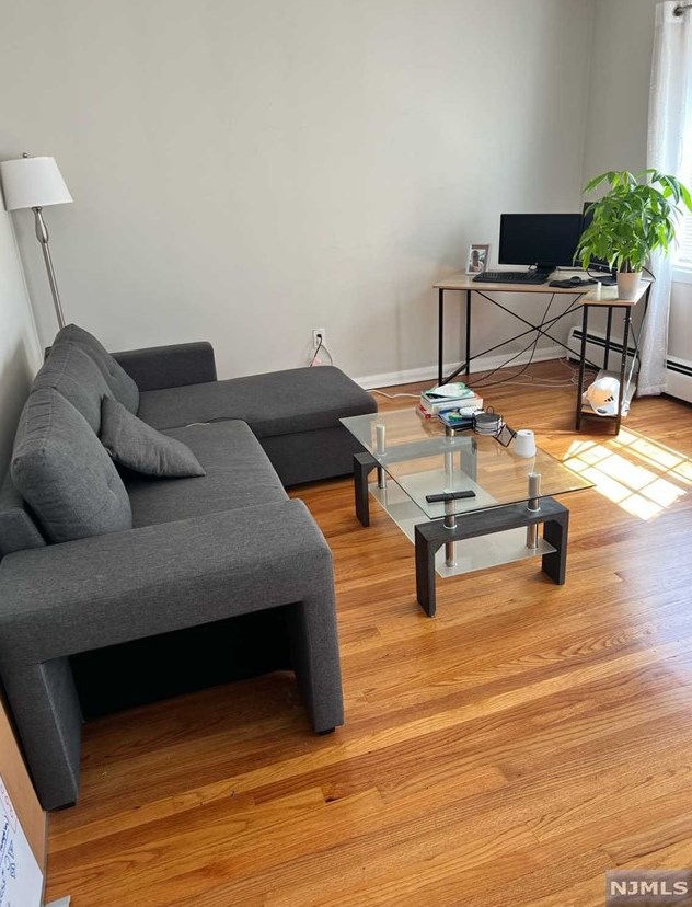 339-343 Blvd #2f, Hasbrouck Heights, NJ 07604