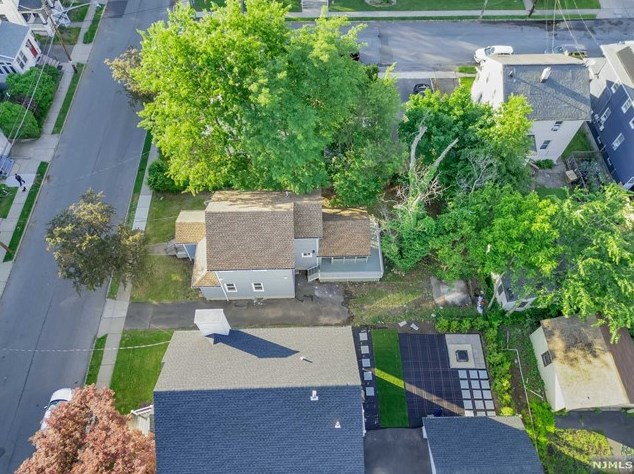 204 Indiana St, Maplewood NJ 07040-3404 exterior