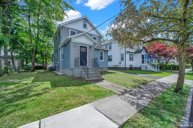 204 Indiana St, Maplewood NJ 07040-3404 exterior