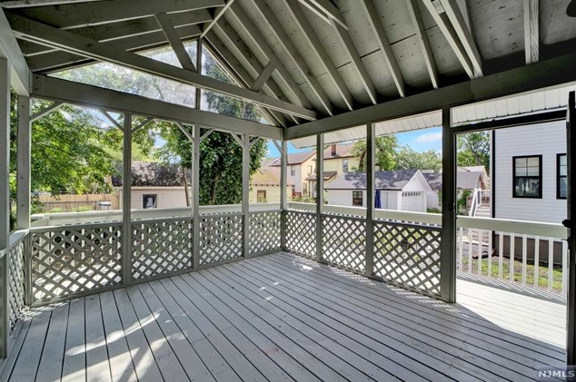 204 Indiana St, Maplewood NJ 07040-3404 exterior