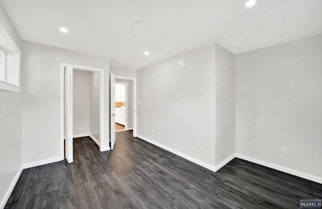 204 Indiana St, Maplewood NJ 07040-3404 exterior