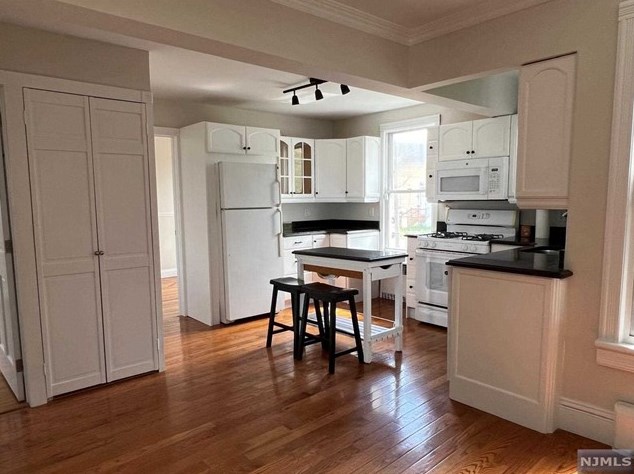114 Bergen Tpke, Ridgefield Park, NJ 07660