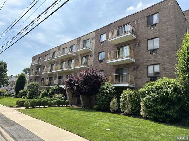 245 Anderson St #4j, Hackensack, NJ