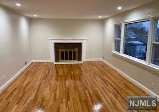 211 Hillside Ave, Bergenfield, NJ 07621