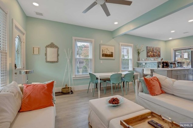 117 Lk St, Bergenfield NJ 07621-2817 exterior