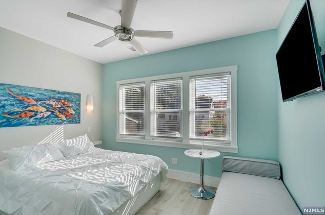 117 Lk St, Bergenfield NJ 07621-2817 exterior