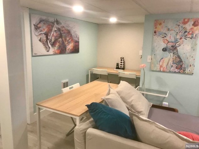 117 Lk St, Bergenfield NJ 07621-2817 exterior