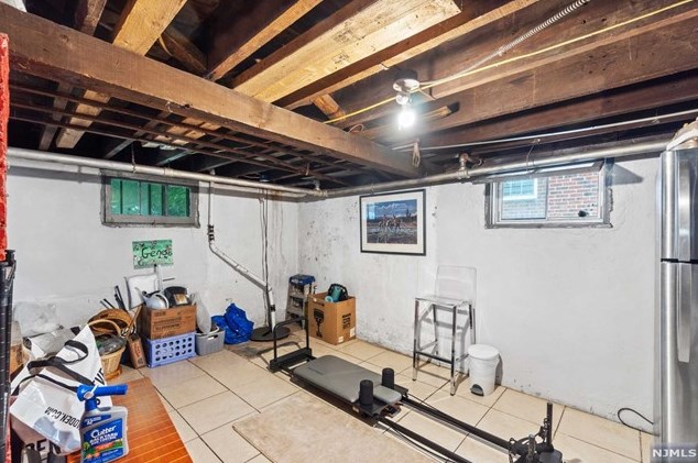 187 Ft Lee Rd, Teaneck NJ 07666-3209 exterior