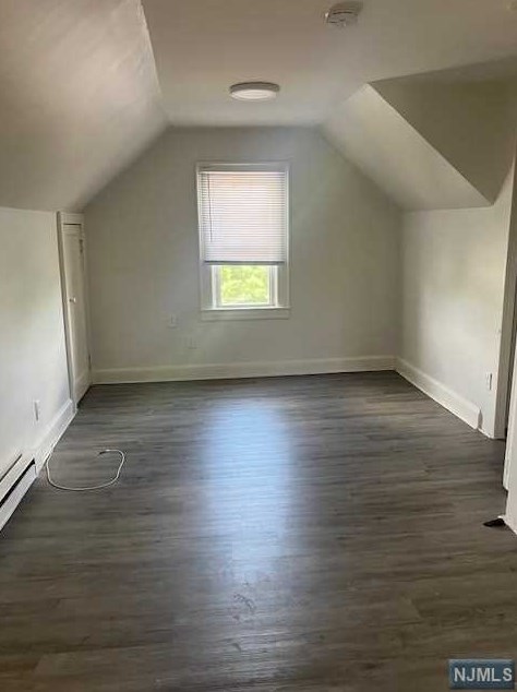 21 Walnut St, Clifton, NJ 07013-2138