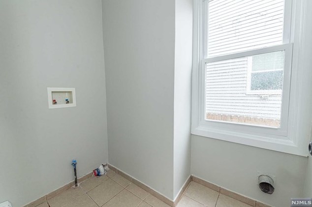 125 Kearney Ave, Jersey City NJ 07305-1632 exterior