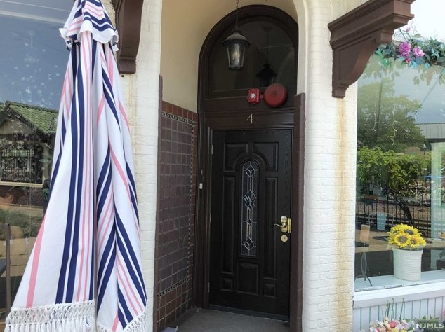 26 E Ridgewood Ave #4, Ridgewood, NJ 07450