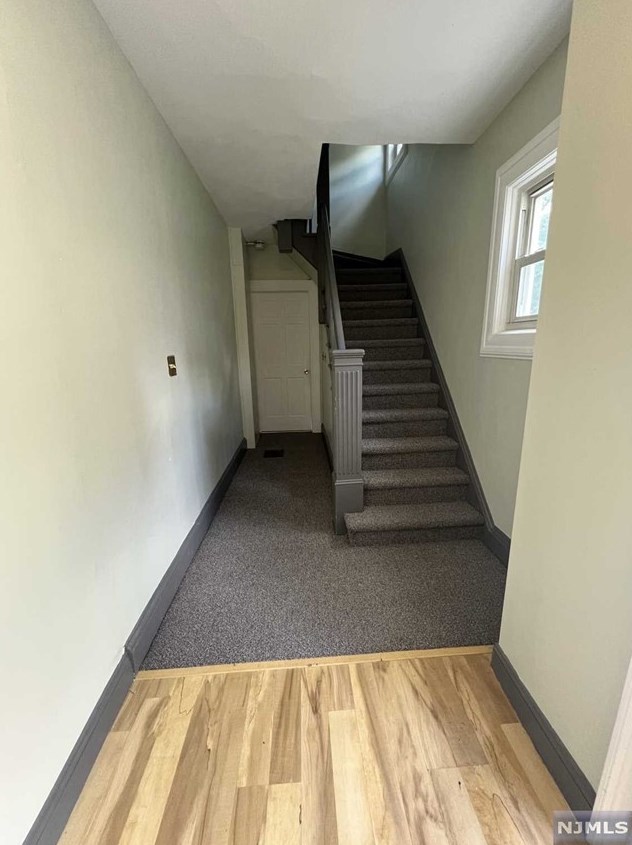 212 Dayton St #2, Ridgewood, NJ 07450