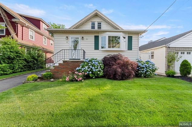 82-84 Bennett Ave, Kearny, NJ 07032