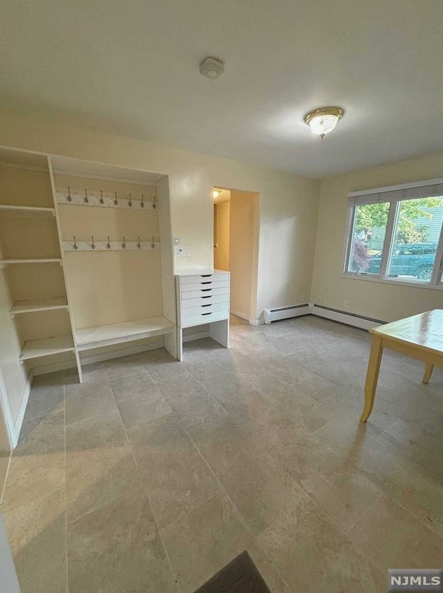 131 Prospect Ter, Teaneck NJ 07666-5823 exterior