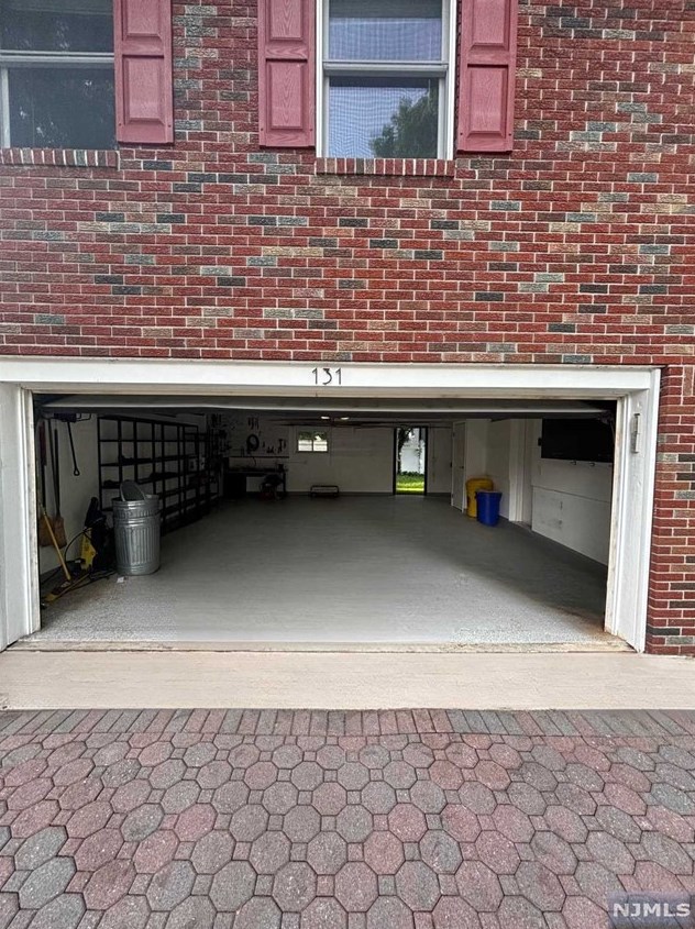 131 Prospect Ter, Teaneck NJ 07666-5823 exterior