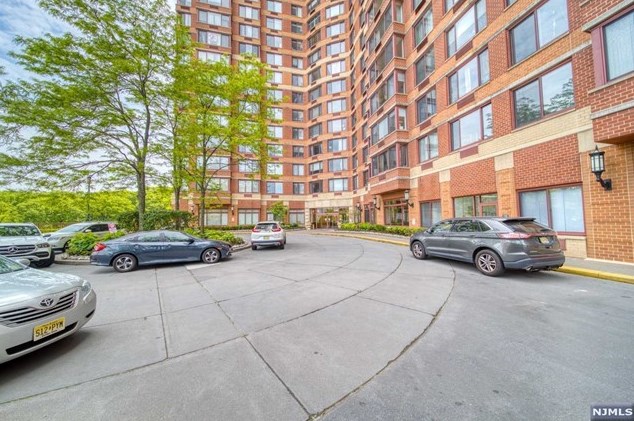 100 Old Palisade Rd #3209, West Fort Lee, NJ 07024