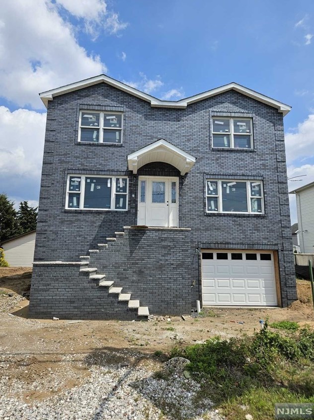 510 Anthony Ct, Lyndhurst, NJ 07071-2602