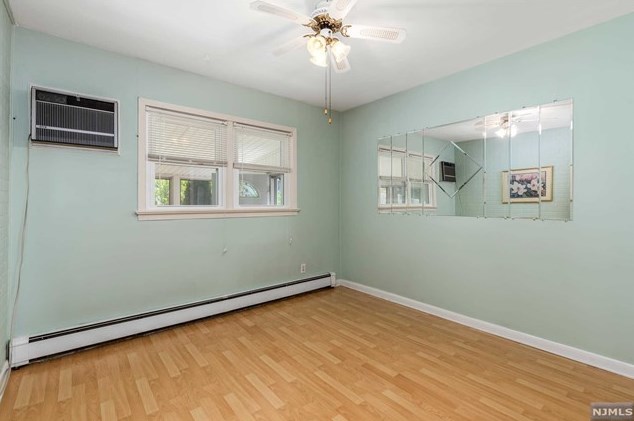 706 8th St, Lyndhurst NJ  07071-3108 exterior