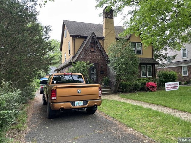 325 Bogert Ave, Ridgewood, NJ 07450