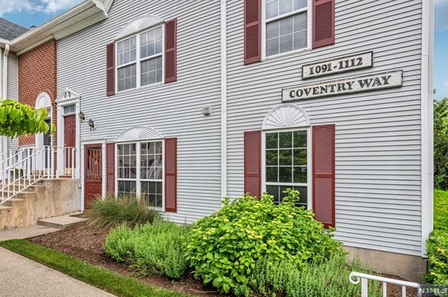 1096 Coventry Way, Mahwah, NJ 07430