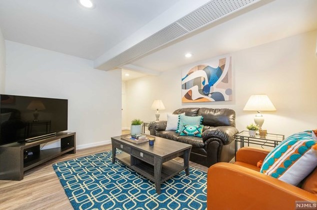227 Berkshire Rd, Hasbrouck Heights NJ 07604-2503 exterior