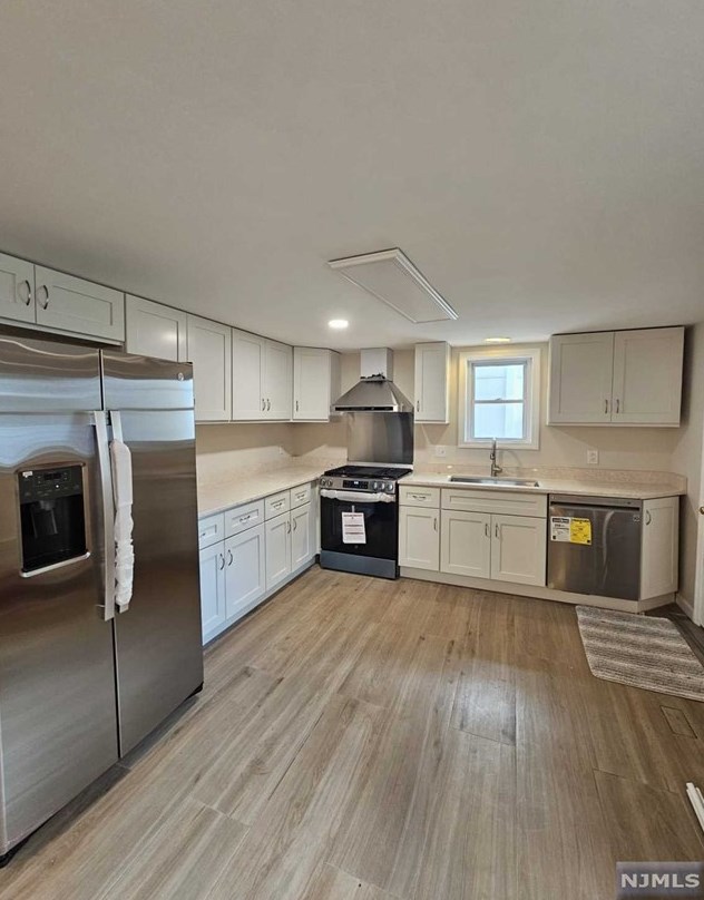 360 New York Ave #gf, Lyndhurst, NJ 07071