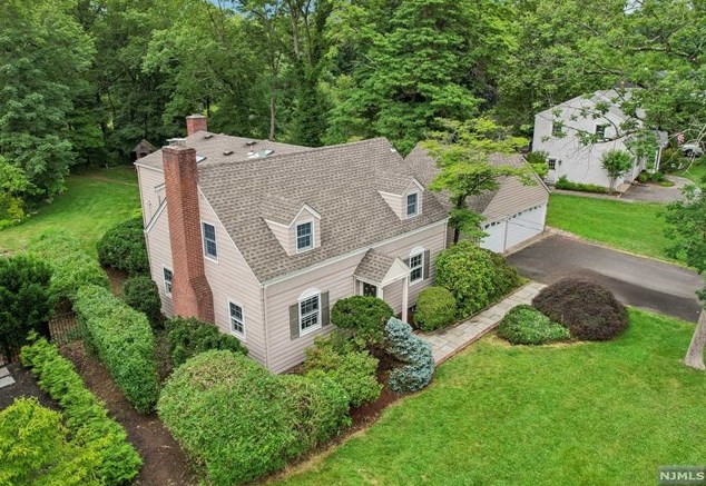 340 Northern Pkwy, Ridgewood, NJ 07450-2621