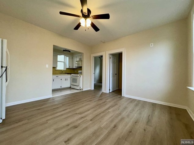 507 Madeline Ave #1, Outwater, NJ 07026
