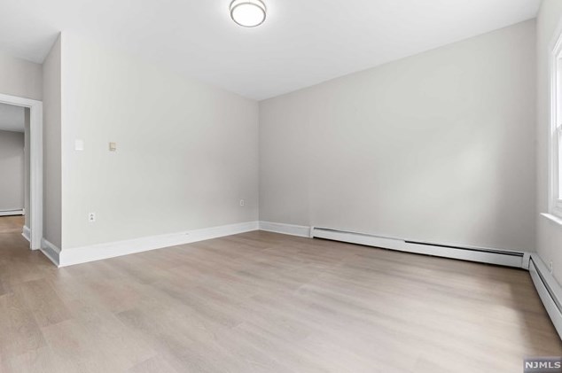 91 Willard St #1, Outwater, NJ 07026