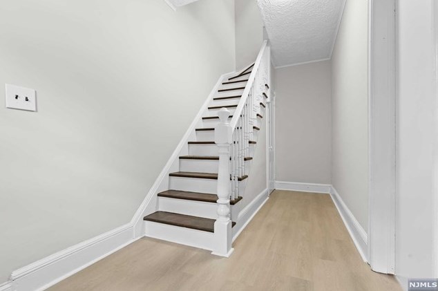 91 Willard St #2, Outwater, NJ 07026