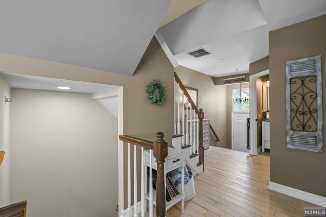 615 Wendover Ct, Dover NJ  07869-1647 exterior