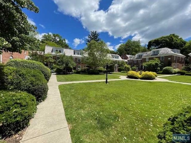 185 Palisade Ave, Englewood NJ  07631-3151 exterior