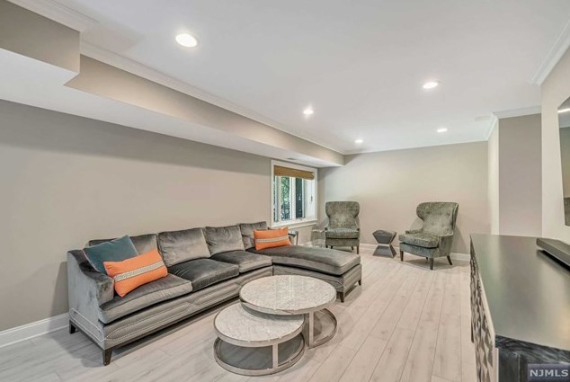 314 Forester Way, Park Ridge NJ 07656-2611 exterior