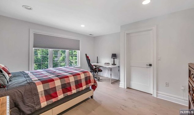 314 Forester Way, Park Ridge NJ 07656-2611 exterior