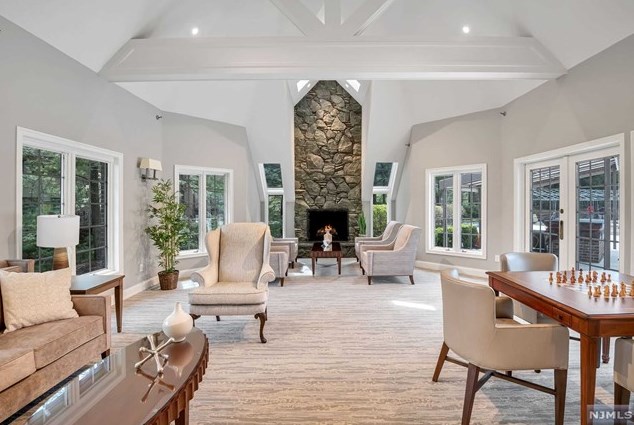 314 Forester Way, Park Ridge NJ 07656-2611 exterior