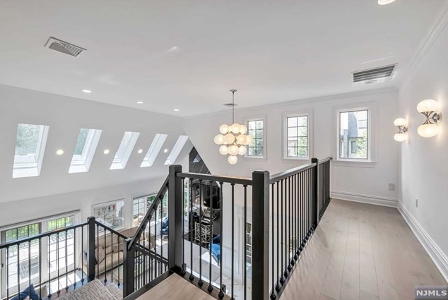 314 Forester Way, Park Ridge NJ 07656-2611 exterior