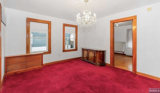 46 Strong St, Wallington, NJ 07057