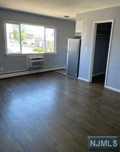 117 W 3rd Ave #5, Roselle, NJ 07203