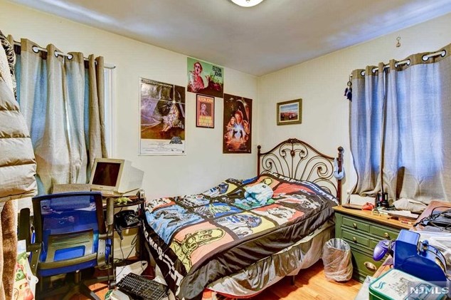 82 Race St, Nutley NJ  07110-2628 exterior