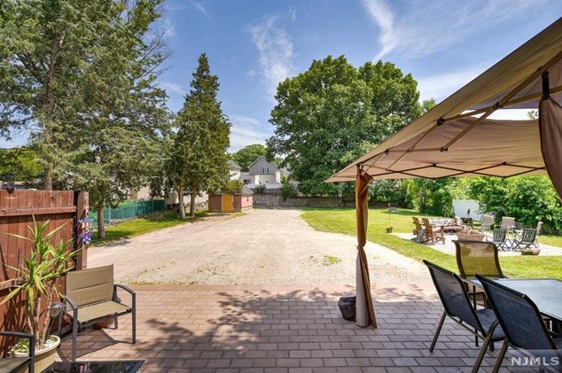 82 Race St, Nutley NJ  07110-2628 exterior