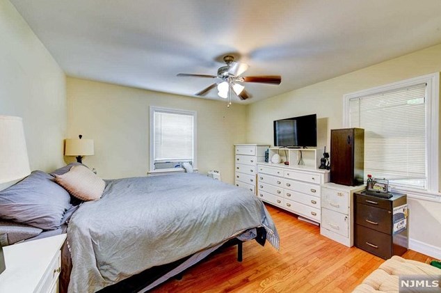 82 Race St, Nutley NJ  07110-2628 exterior