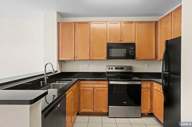 26 Ave At Port Imperial #334, West New York, NJ 07093