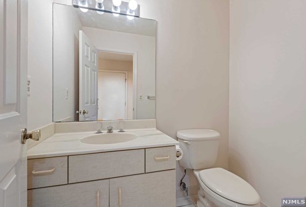 67 Northgate Rd, Westwood, NJ 07676
