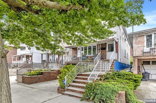 43 Trask Ave, Bayonne, NJ 07002