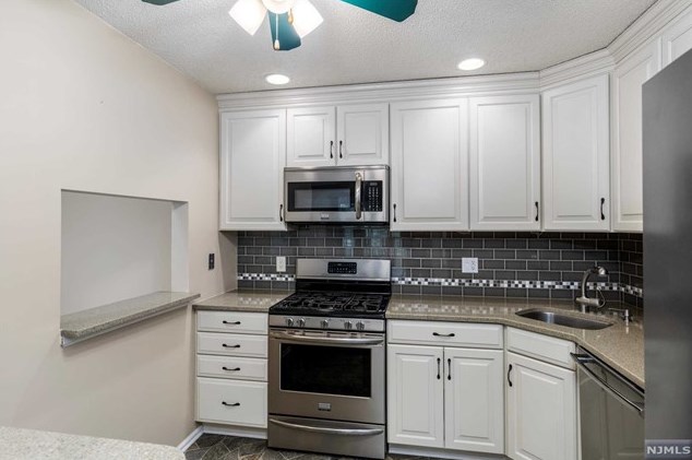 174 Robertson Way, Lincoln Park, NJ 07035