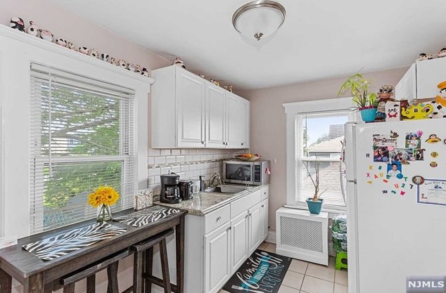 103 Prospect St, Lodi, NJ 07644